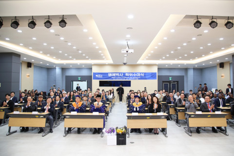 한국항공대, 이승세 스페이스 테크놀로지 회장에 명예박사 학위 수여